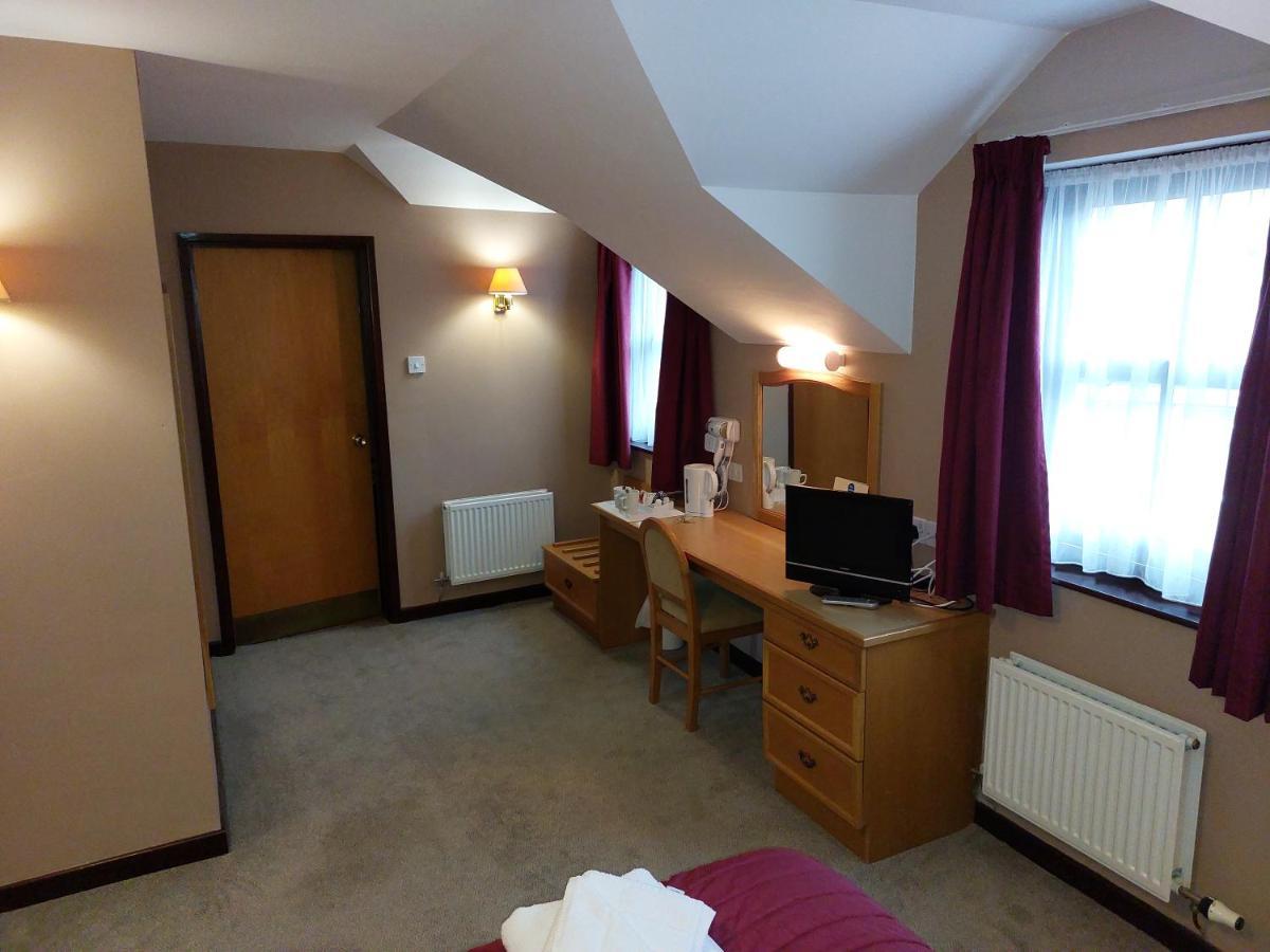 The County Lodge Carnforth Exterior photo